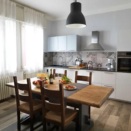 Holiday home Ginevra's Country Due Carrare