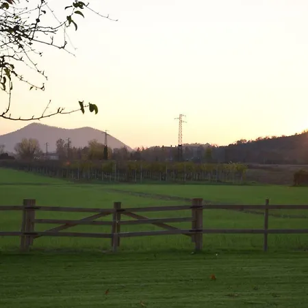 Holiday home Ginevra's Country Due Carrare